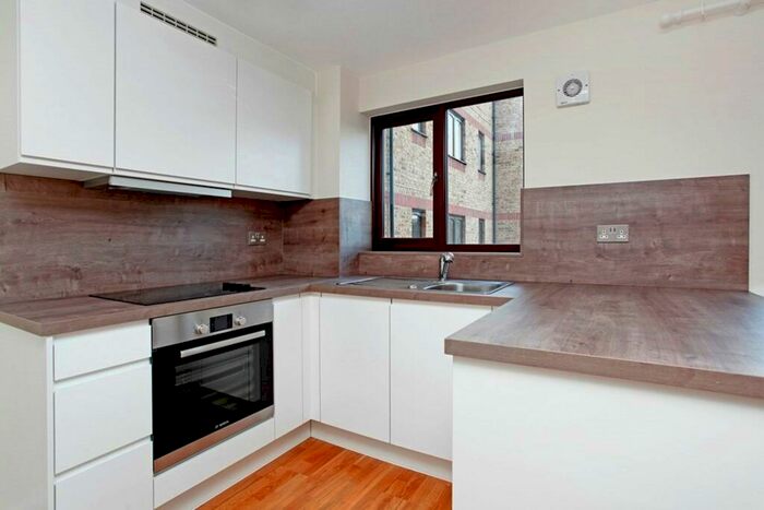 1 Bedroom Flat To Rent In Harrison Court Myers Lane, Off Mercury Road, SE14