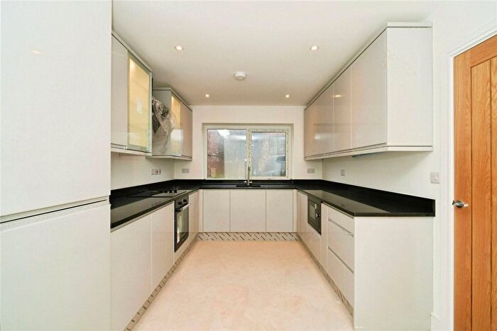 4 Bedroom Semi-Detached House For Sale In Albion Hall Place, Farnworth / Kearsley, Bolton, BL4