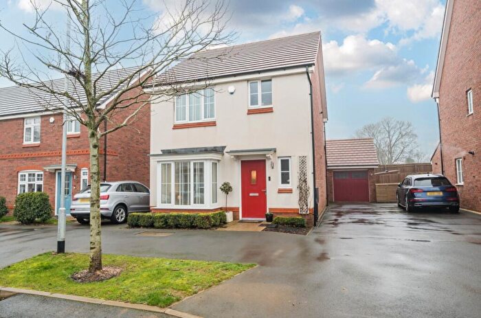 3 Bedroom Detached House For Sale In Queen Eleanor Avenue, NG31