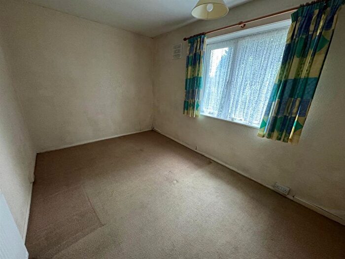 3 Bedroom Terraced House For Sale In Colesbourne Road, Solihull, B92