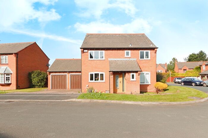 4 Bedroom Detached House For Sale In Scorers Close, Shirley, Solihull, B90