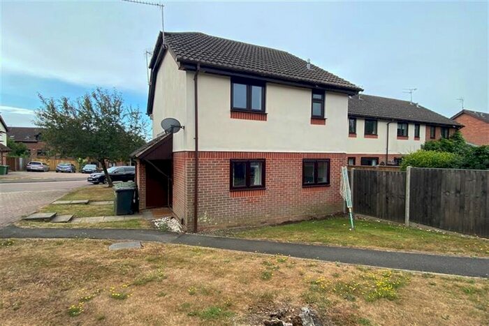 1 Bedroom Terraced House To Rent In Sandringham Road, Petersfield, GU32