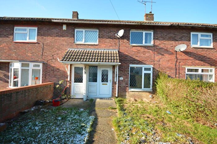 3 Bedroom Terraced House To Rent In Willowbrook Road, NN17