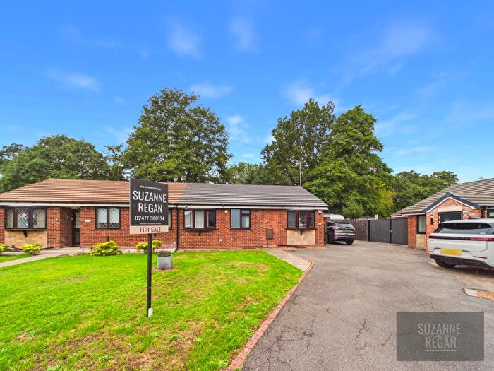 2 Bedroom Semi-Detached Bungalow For Sale In Carsal Close, Ash Green, Coventry, CV7