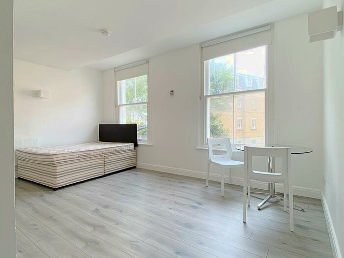 Studio To Rent In Buckingham Place - Video Tour, BN1