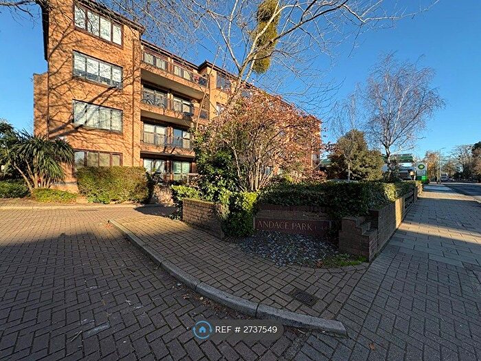 2 Bedroom Flat To Rent In Widmore Road, Bromley, BR1