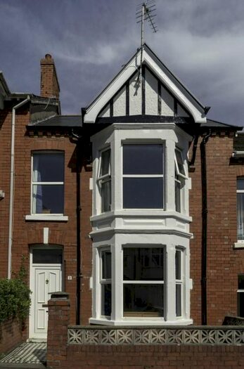 6 Bedroom Property To Rent In Le Breos Avenue, Uplands, Swansea, SA2