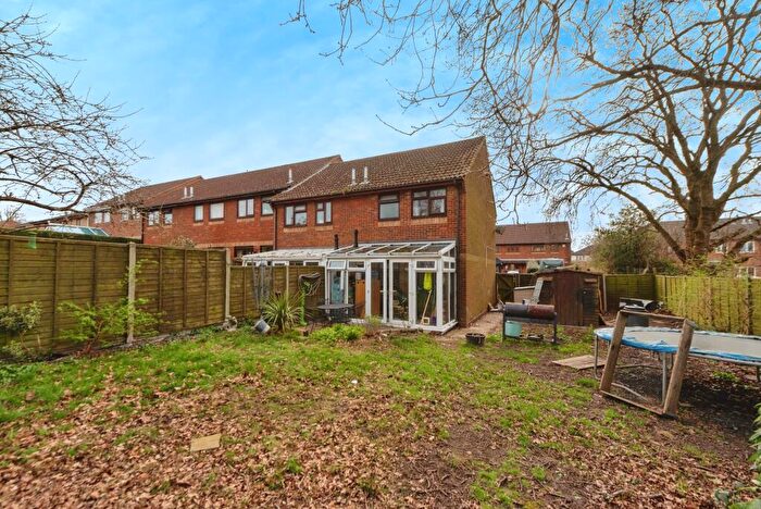 2 Bedroom End Of Terrace House For Sale In Millbridge Gardens, Southampton, Hampshire, SO19
