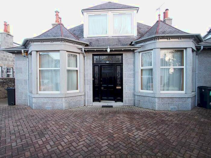 4 Bedroom Detached House To Rent In Springfield Road, Aberdeen, AB15