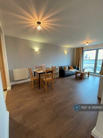 2 Bedroom Flat To Rent In Tideslea Path, London, SE28