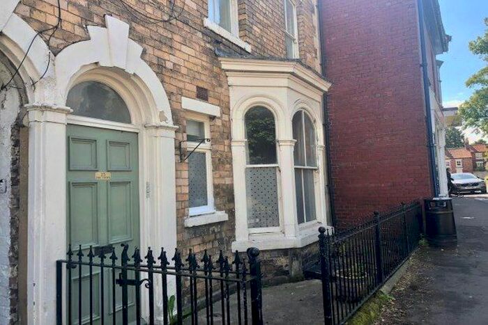 1 Bedroom Flat To Rent In Potter Hill, Pickering, YO18