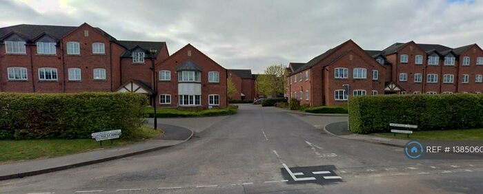 2 Bedroom Flat To Rent In Brookfield Court, Alcester, CV37