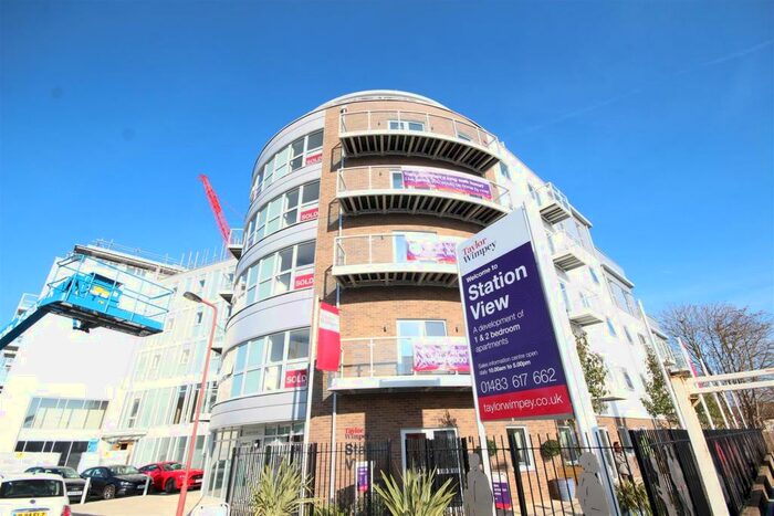 2 Bedroom Flat To Rent In Station View, Guildford, GU1