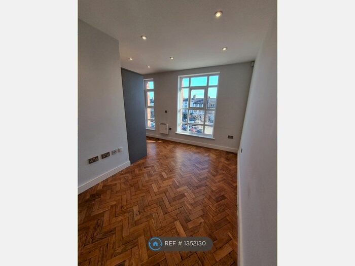 1 Bedroom Flat To Rent In Burton Chambers, Ripon, HG4