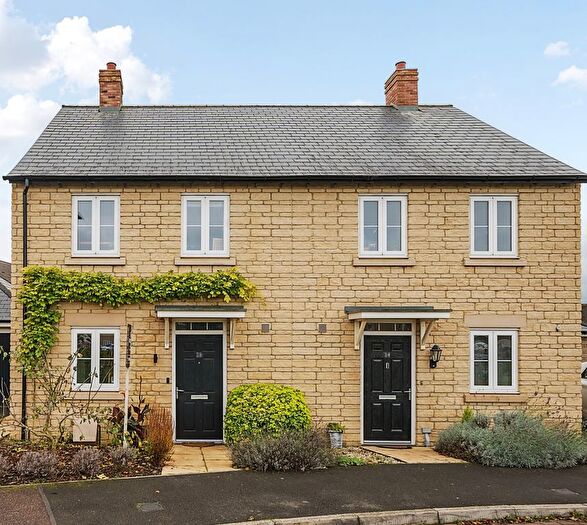 3 Bedroom Semi-Detached House For Sale In Empire Drive, Carterton, Oxfordshire, OX18