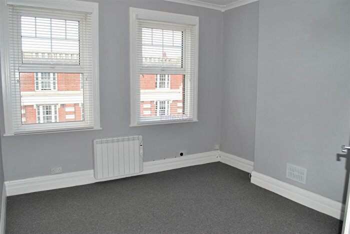 1 Bedroom Flat To Rent In Croydon Road, Beckenham, BR3