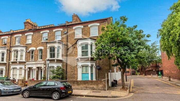 3 Bedroom Flat To Rent In Fairbridge Road, Archway, London, N19
