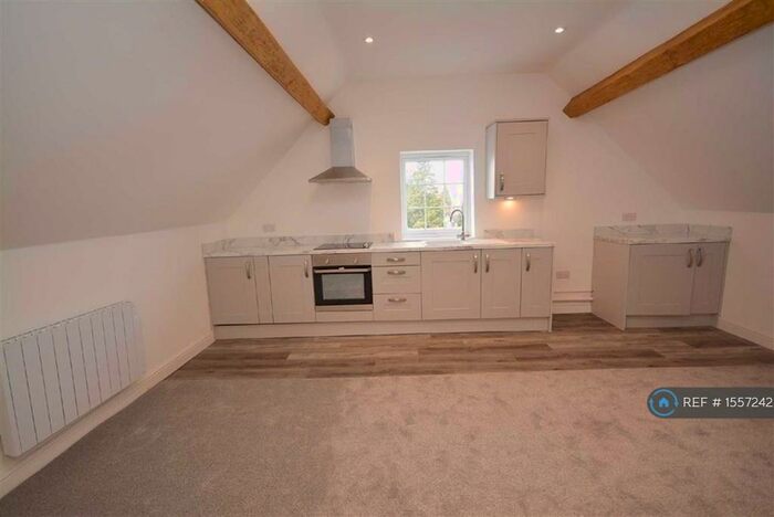 1 Bedroom Flat To Rent In Station Road, Hatton, DE65