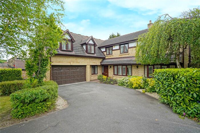 6 Bedroom Detached House For Sale In Beeden Close, Thrybergh, Rotherham, South Yorkshire, S65