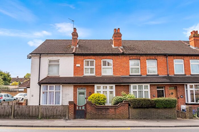 2 Bedroom Terraced House For Sale In Cheam Common Road, Worcester Park, KT4