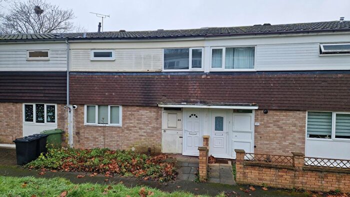 3 Bedroom Terraced House To Rent In Cropthorne Close, Redditch, B98