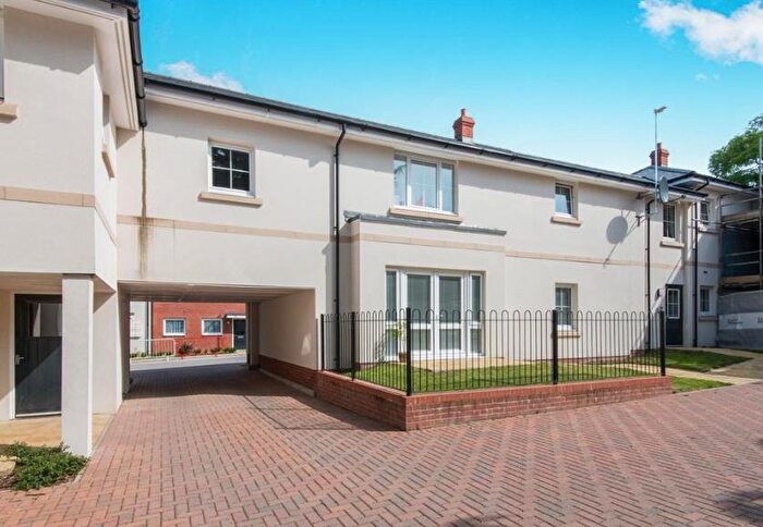 2 Bedroom Apartment To Rent In Colby Street, Southampton, SO16