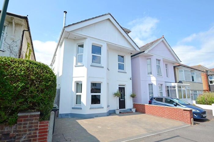 6 Bedroom Detached House For Sale In Southbourne, BH6