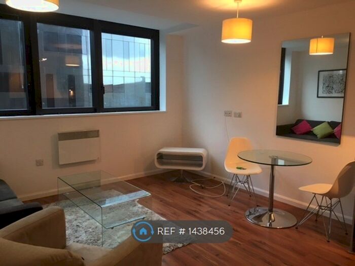 1 Bedroom Flat To Rent In Mann Island, Liverpool, L3