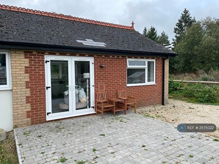 1 Bedroom Bungalow To Rent In Wayside Road, St. Leonards, Ringwood, BH24