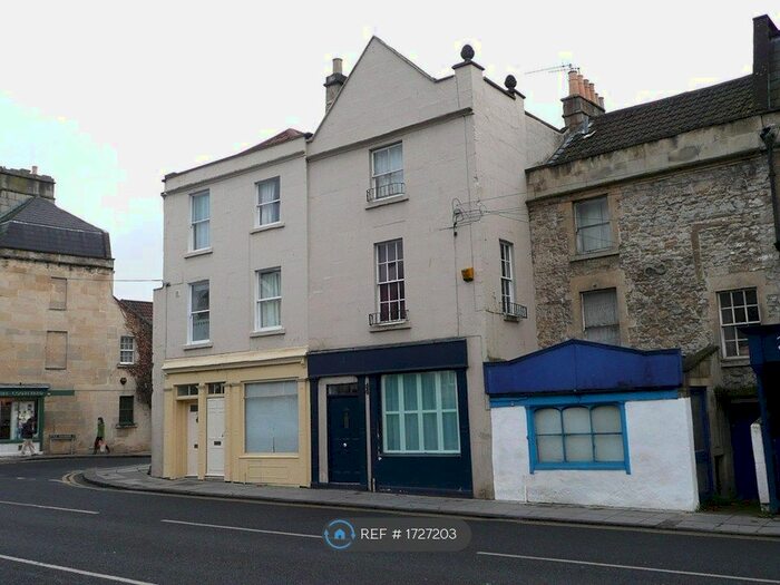 3 Bedroom Maisonette To Rent In Monmouth Place, Bath, BA1