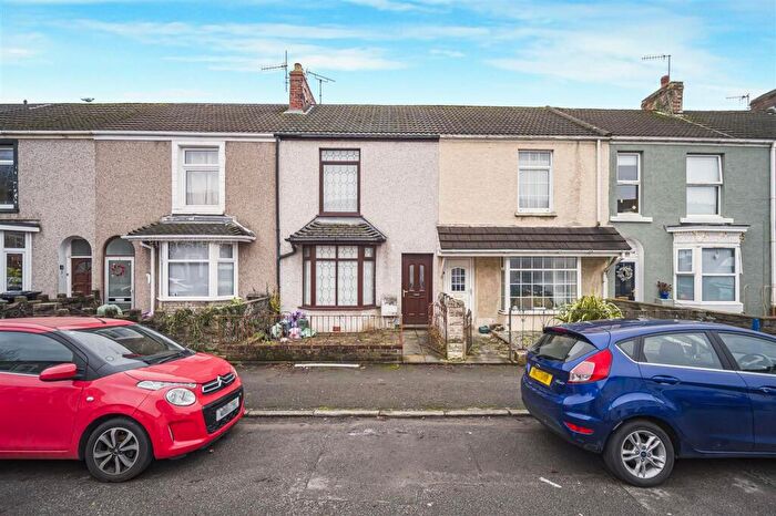 5 Bedroom House Of Multiple Occupation For Sale In St. Helens Avenue, Swansea, SA1