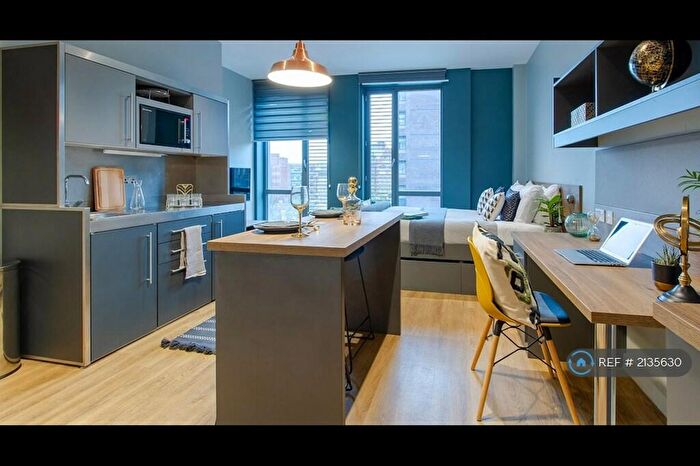 Studio To Rent In Crown House, Sheffield, S3