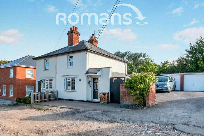 2 Bedroom Semi-Detached House To Rent In Hancombe Road, Little Sandhurst, GU47