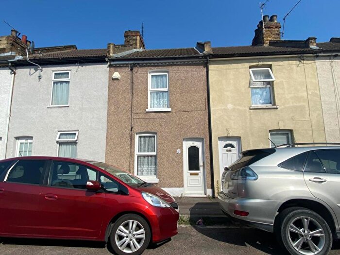2 Bedroom Terraced House To Rent In Rural Vale, Northfleet, Gravesend, Kent, DA11