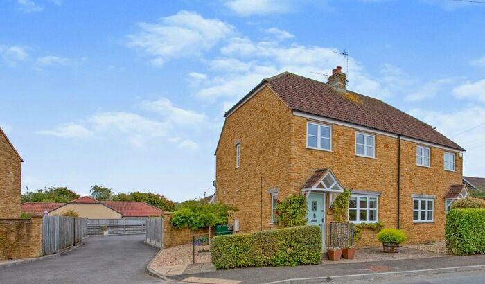 3 Bedroom Semi-Detached House For Sale In North Street, Haselbury Plucknett, Crewkerne, TA18