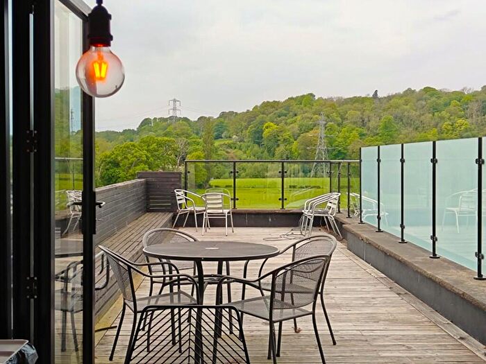 3 Bedroom Apartment To Rent In The Old Teapot, Compstall Road, Stockport, Greater Manchester, SK6