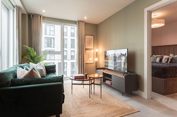 1 Bedroom Flat To Rent In New York Square, Quarry Hill, Leeds, LS2