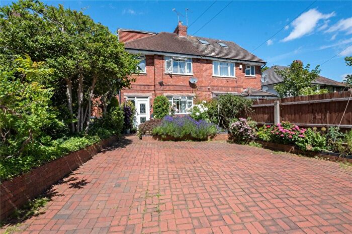 3 Bedroom Semi Detached House For Sale In Shutlock Lane, Moseley, Birmingham, B13