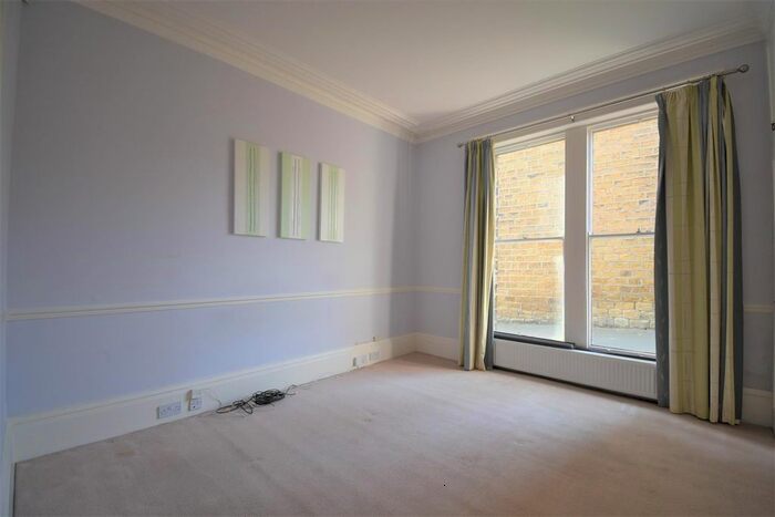 1 Bedroom Flat To Rent In Heaton Road, Gledholt, Huddersfield, HD1