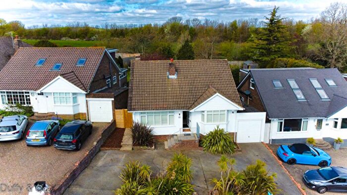 3 Bedroom Detached House For Sale In Millcroft, Westdene, Brighton, BN1