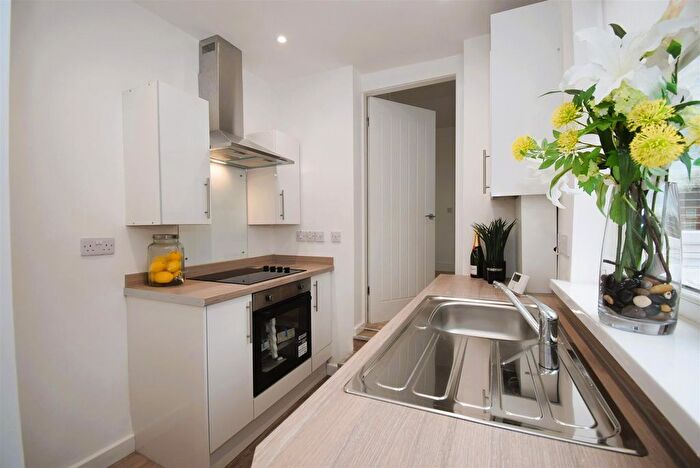 3 Bedroom Flat For Sale In Leighton Street, South Shields, NE33