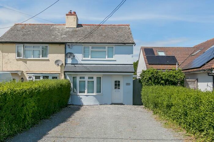 2 Bedroom End Of Terrace House To Rent In Harwich Road, Great Oakley, CO12