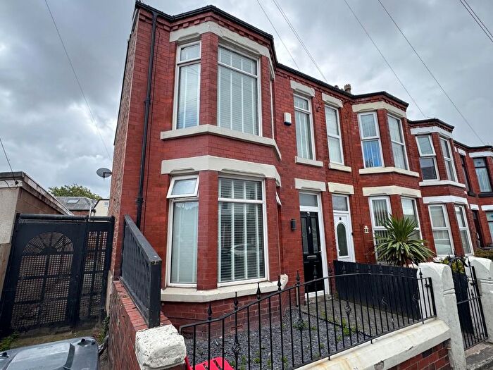 3 Bedroom End Of Terrace House For Sale In St. Lukes Road, Liverpool, L23