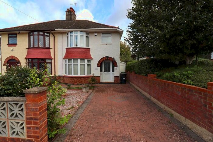 3 Bedroom Semi-Detached House To Rent In Marlborough Road, Gloucester, GL4