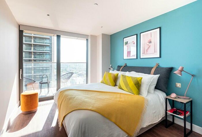 1 Bedroom Apartment To Rent In Commercial Way, Woking, Surrey, GU21