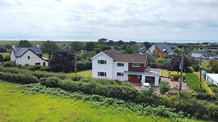 4 Bedroom Detached House For Sale In Tywyn, Gwynedd, LL36