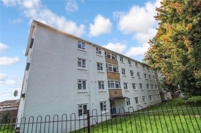 2 Bedroom Flat For Sale In Lower Brownhill Road, Southampton, City Of Southampton, SO16
