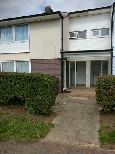 6 Bedroom Property To Rent In Lamb Close, Hatfield, AL10