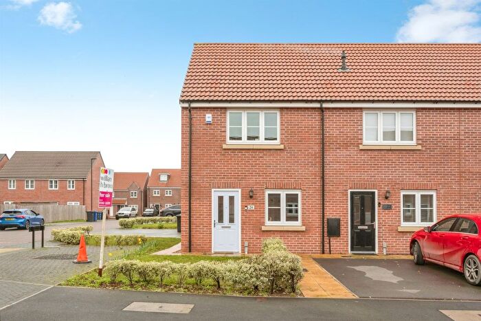 2 Bedroom End Terrace House For Sale In Arlington Road, Hatfield, Doncaster, DN7