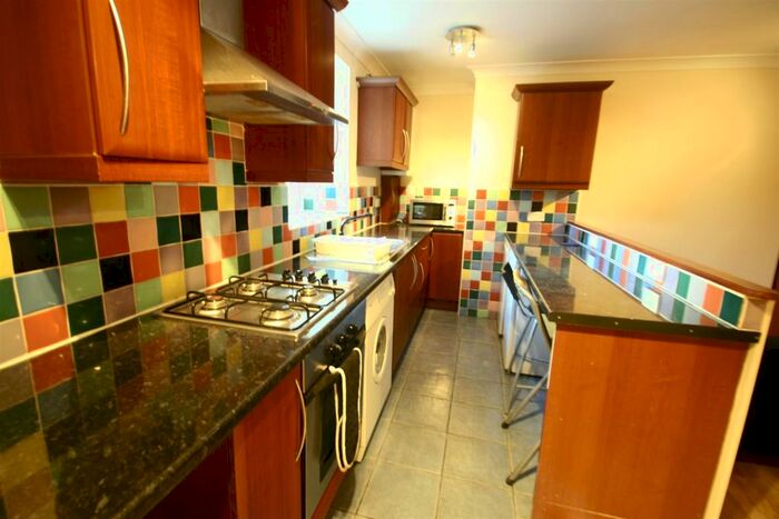 2 Bedroom Flat To Rent In Apartment B, Heaton Road, NE6